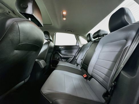 Used 2025 Volkswagen Jetta SE FWD image 27