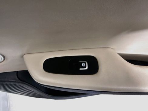 Used 2018 Kia Stinger Premium RWD image 31