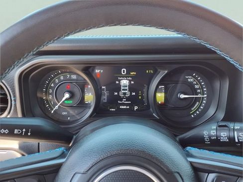 Used 2024 Jeep Wrangler Unlimited Rubicon 4xe AWD/4WD image 17