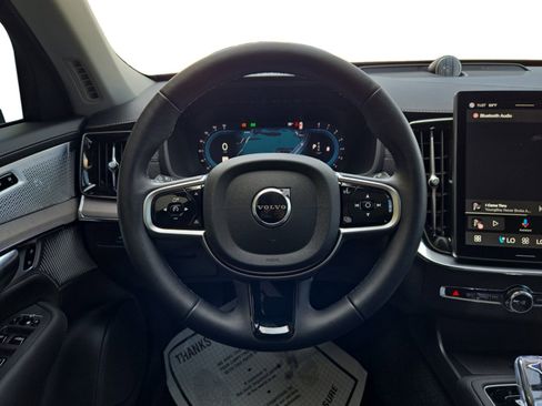 Used 2025 Volvo XC90 B6 Ultra AWD/4WD image 22