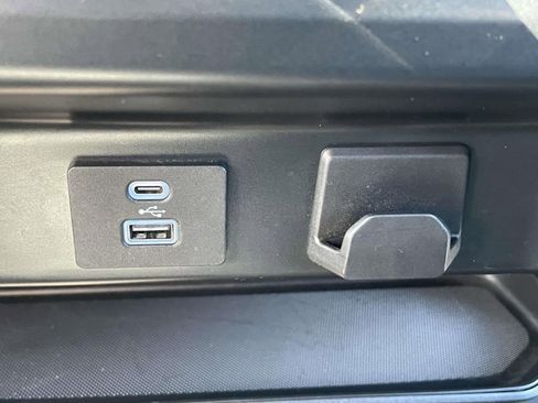 Used 2022 Ford F150 XLT w/ Equipment Group 301A Mid image 11