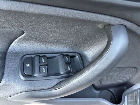 Used 2015 Ford Fiesta SE image 14