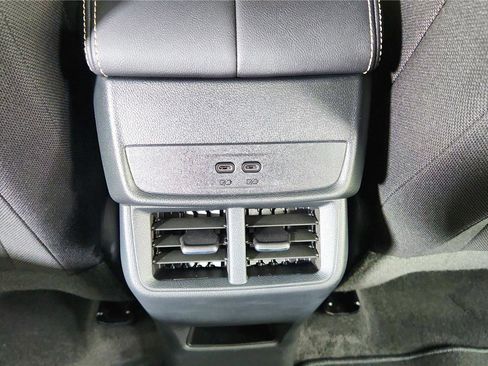 Used 2026 GMC Terrain Elevation image 30