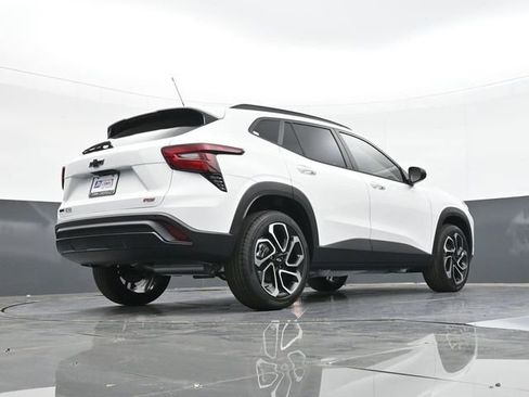 New 2026 Chevrolet Trax RS w/ Driver Confidence Package FWD image 46