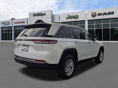 New 2026 Jeep Grand Cherokee 2WD image 6