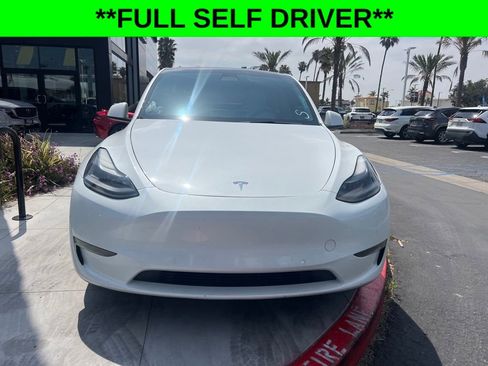 Used 2022 Tesla Model Y Performance AWD/4WD image 8