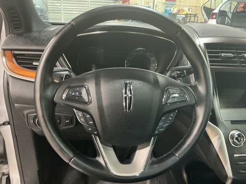 Used 2019 Lincoln MKC Reserve w/ MKC Climate Package image 15