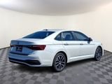 New 2025 Volkswagen Jetta SE image 4