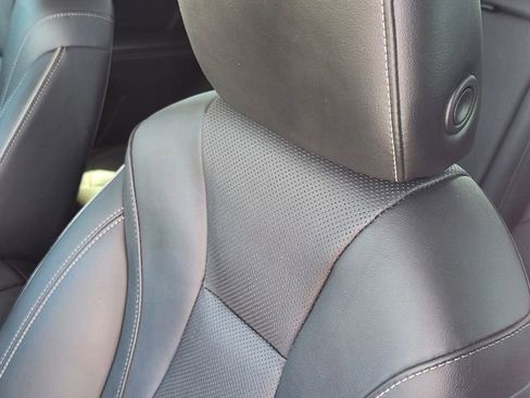 Used 2022 Buick Envision Essence w/ Safety Package image 15