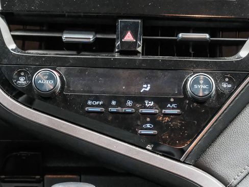 Used 2023 Toyota Camry SE w/ Convenience Package FWD image 25