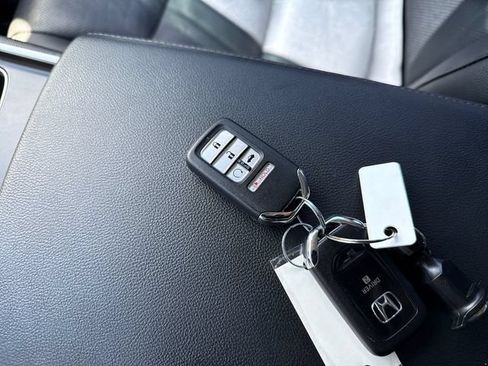 Certified 2021 Honda Accord Touring image 11