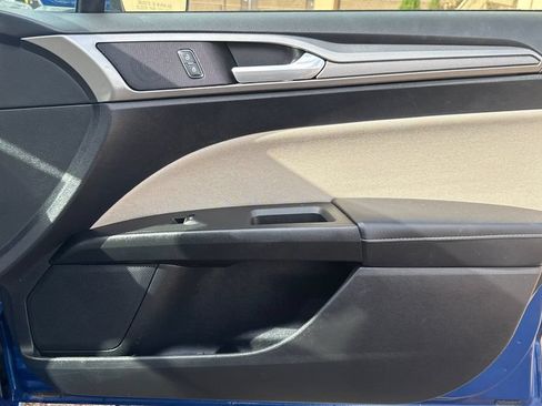 Used 2018 Ford Fusion S FWD image 24