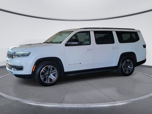 Certified 2023 Jeep Wagoneer L Series II AWD/4WD image 5