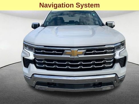 Used 2023 Chevrolet Silverado 1500 LTZ AWD/4WD image 4