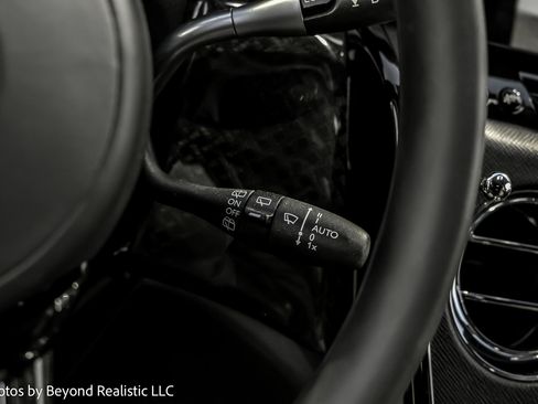 Used 2021 Rolls-Royce Cullinan Black Badge image 38