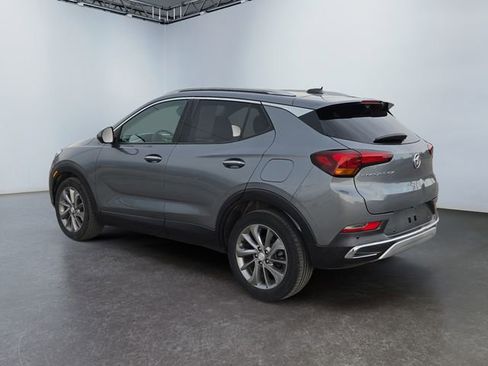 Used 2021 Buick Encore GX Essence w/ Advanced Technology Package image 3