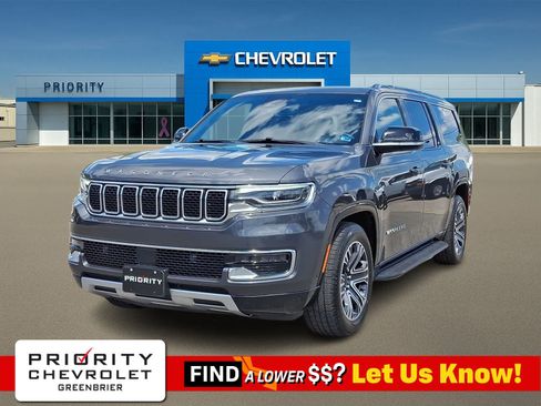 Used 2024 Jeep Wagoneer L Series II w/ Flexible Seating Group AWD/4WD image 1
