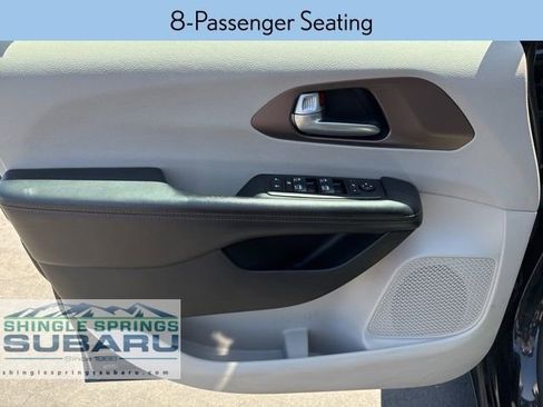 Used 2017 Chrysler Pacifica Touring w/ Tire & Wheel Group image 20