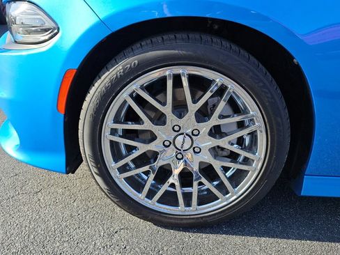 Used 2023 Dodge Charger R/T w/ Harman/Kardon Audio Group RWD image 9