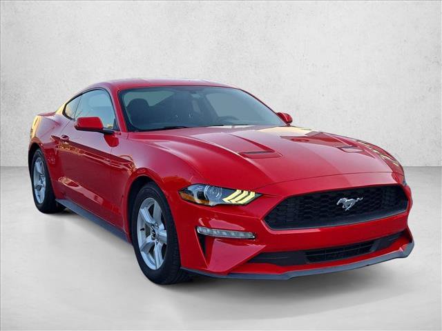 Used 2018 Ford Mustang Coupe RWD image 4