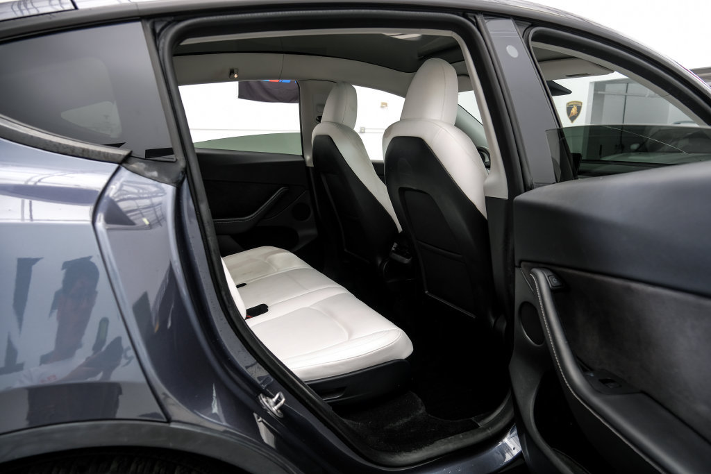 Used 2023 Tesla Model Y Long Range AWD/4WD image 42