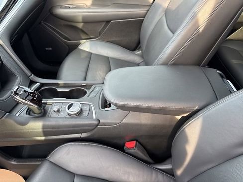 Certified 2024 Cadillac XT6 Sport w/ LPO, Floor Liner Package AWD/4WD image 16