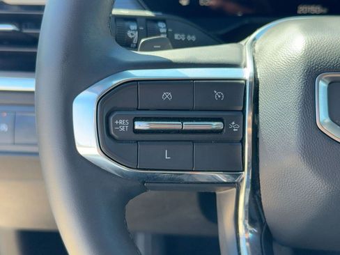 Used 2024 GMC Acadia Elevation w/ Luxury Package image 25