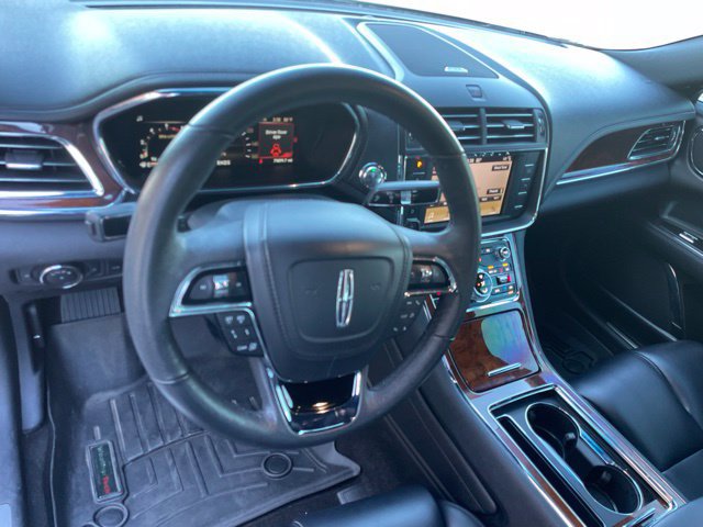Used 2019 Lincoln Continental Premiere FWD image 24