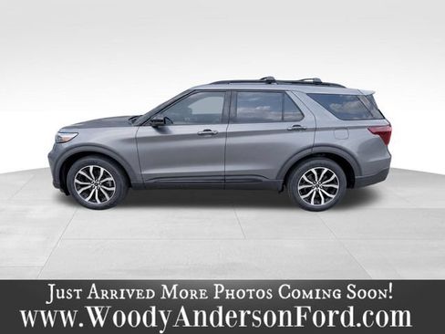 Certified 2021 Ford Explorer ST w/ Equipment Group 401A AWD/4WD image 3