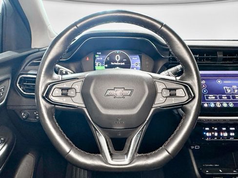 Used 2022 Chevrolet Bolt EUV Premier FWD image 9