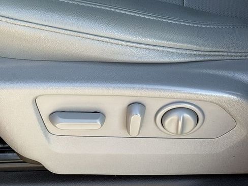 Used 2021 Chevrolet Silverado 1500 LTZ image 27