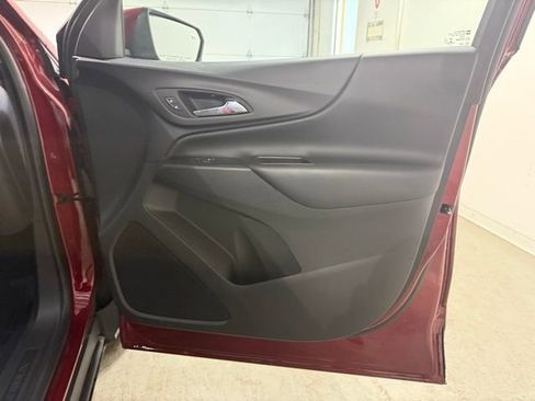 Certified 2023 Chevrolet Equinox LT image 28