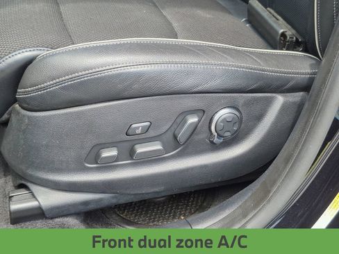 Used 2023 Genesis GV70 2.5T w/ Sport Prestige Package AWD/4WD image 18