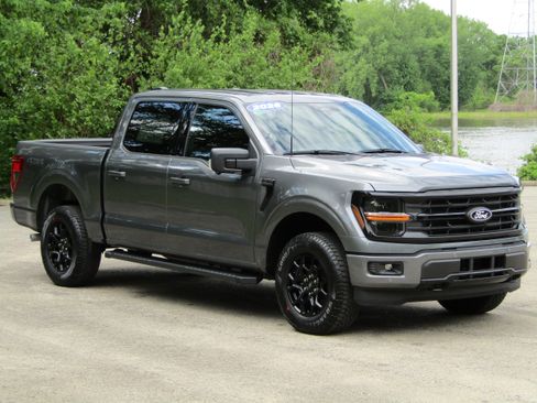 New 2026 Ford F150 XLT w/ Equipment Group 302A MID AWD/4WD image 6