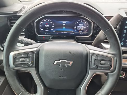Used 2024 Chevrolet Silverado 1500 LT AWD/4WD image 15