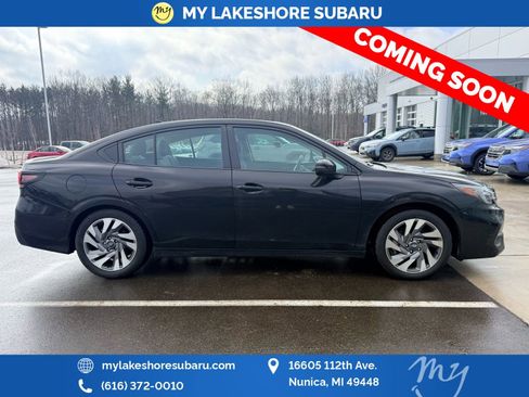 Used 2024 Subaru Legacy Limited image 10