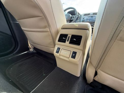 Used 2018 Subaru Outback 3.6R Limited image 33