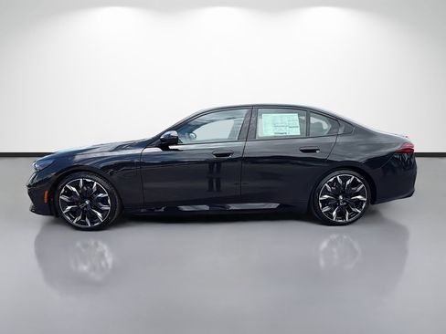 New 2027 BMW 550e xDrive w/ Executive Package AWD/4WD image 6