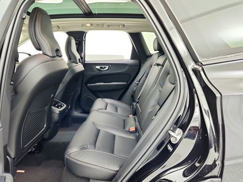 New 2026 Volvo XC60 B5 Ultra w/ Protection Package Premier image 28