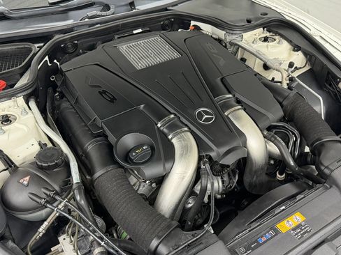 Used 2014 Mercedes-Benz SL 550 image 42