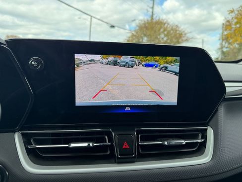 Used 2025 Chevrolet TrailBlazer LT image 17