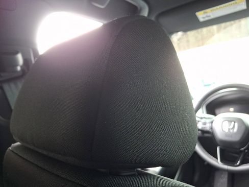 Used 2025 Honda Civic Sport image 9