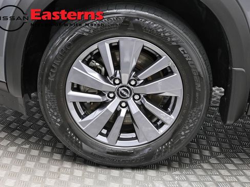 Used 2023 Nissan Pathfinder S AWD/4WD image 31