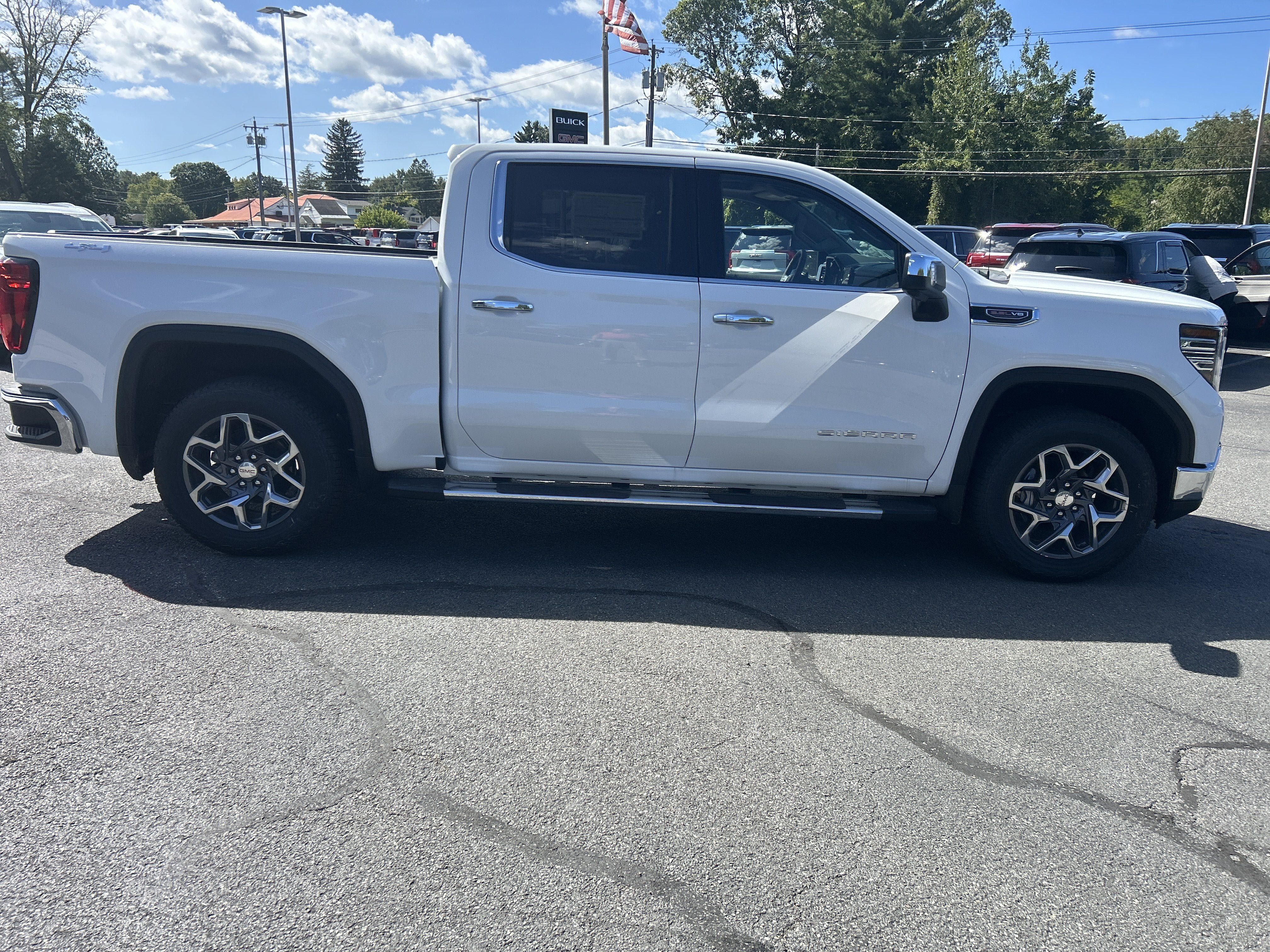 New 2026 GMC Sierra 1500 SLT w/ SLT Premium Plus Package AWD/4WD image 16