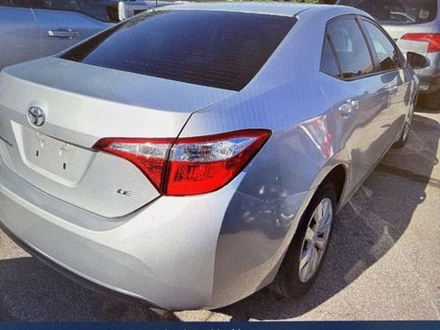 Used 2016 Toyota Corolla LE FWD image 2