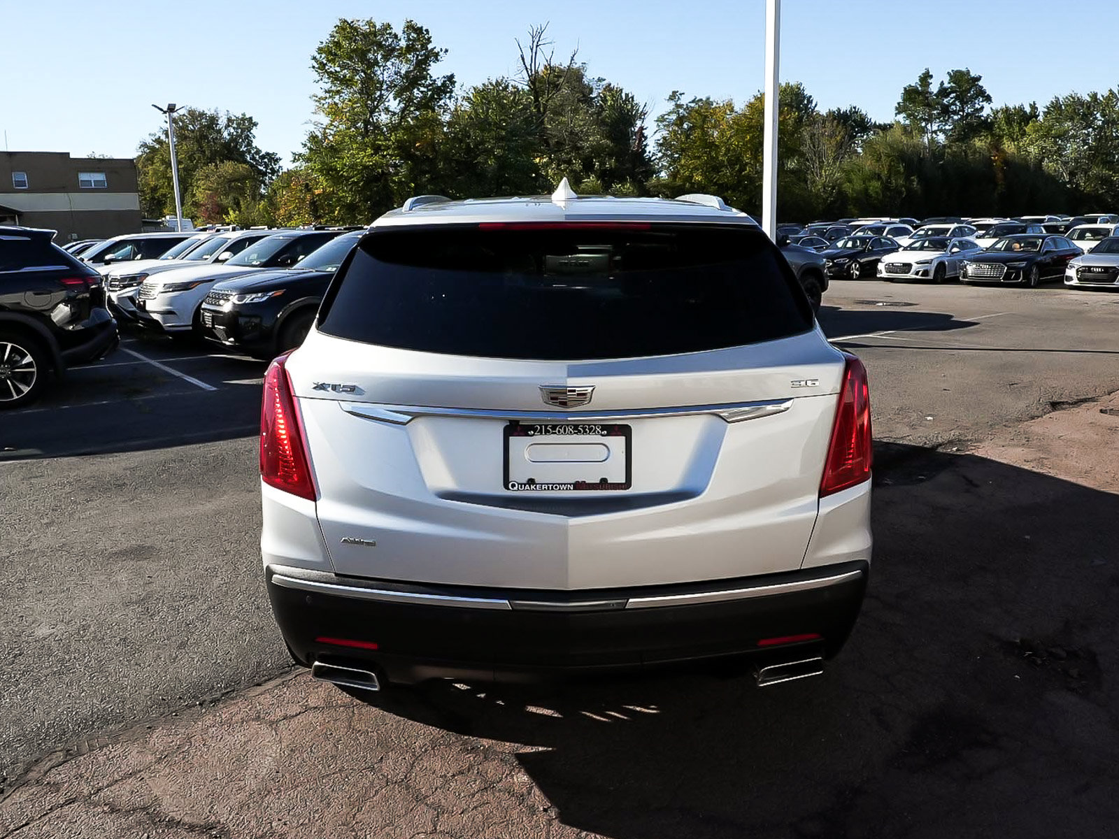 Used 2018 Cadillac XT5 Premium Luxury w/ Driver Assist Package AWD/4WD image 5