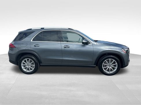 Used 2024 Mercedes-Benz GLE 450e 4MATIC image 3