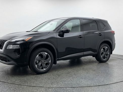 Used 2025 Nissan Rogue SV FWD image 3
