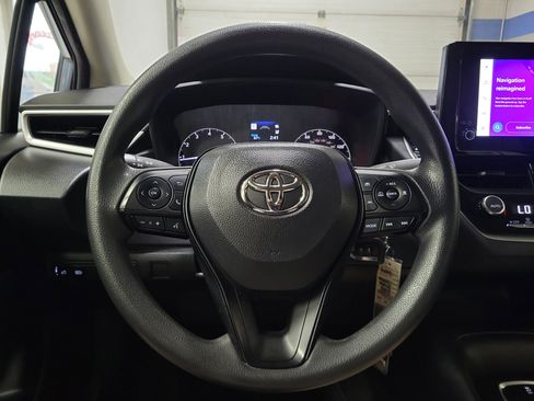 Used 2023 Toyota Corolla LE FWD image 23