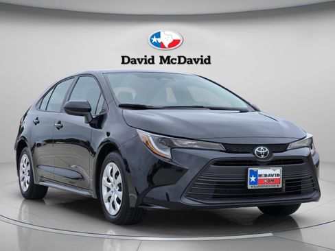 Used 2024 Toyota Corolla LE FWD image 7